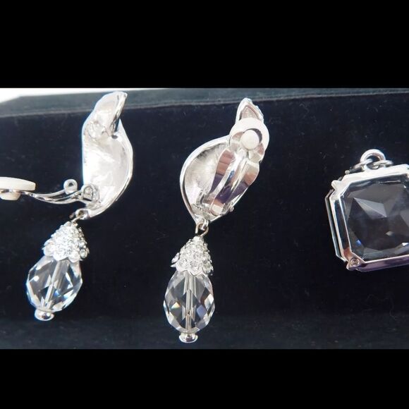 Swarovski Crystal Silver Tone Chunky Dangle Earrings & Pendant 41.1g - Picture 5 of 7